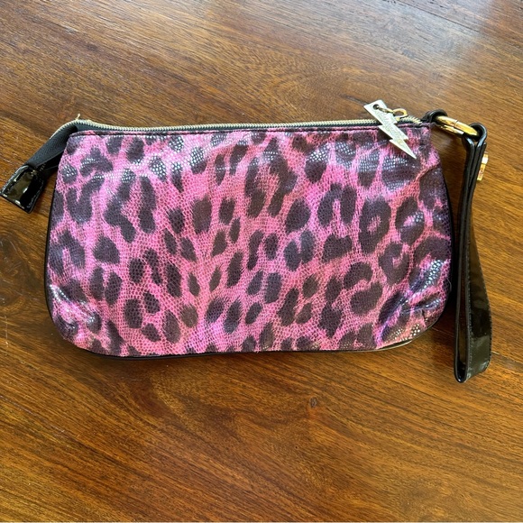 Women’s Bestyville Wristlet Pink & Black - Picture 2 of 11